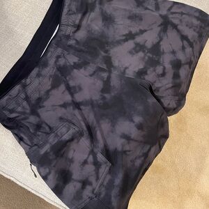 NWT Vans surf trunks men sz 34